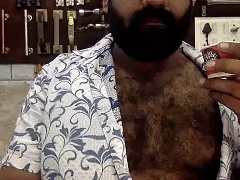 naughtydaddyy Adlı Modelin Canlı XXX Sohbeti