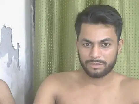 Stubborndesiboy's Live XXX Chat