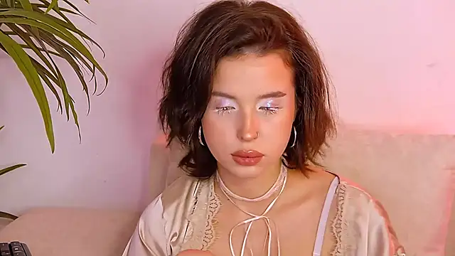 LanaLedger's Live XXX Chat