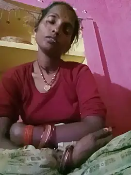 Rinee_suwanee Chat XXX live