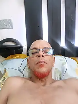 Czat XXX na żywo – Charly_BC_Dirty