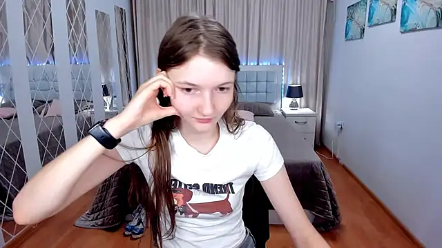 NikaRainn Live XXX chat