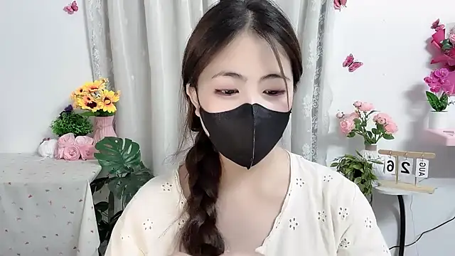 MIJ-Uwuu Live XXX-chat