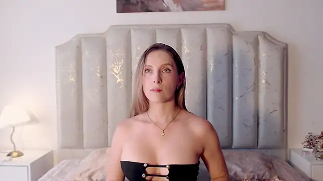 AnasstasiaB's Live XXX Chat