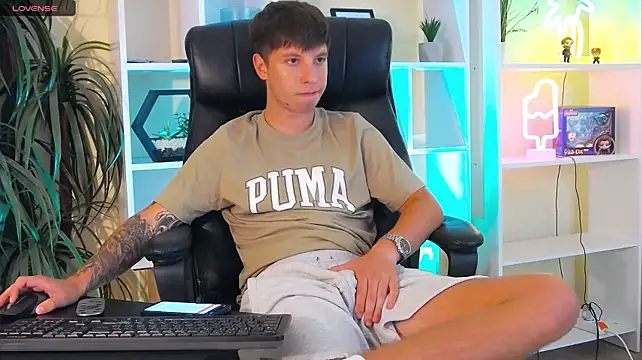 ThomasEdisonn Live XXX Chat