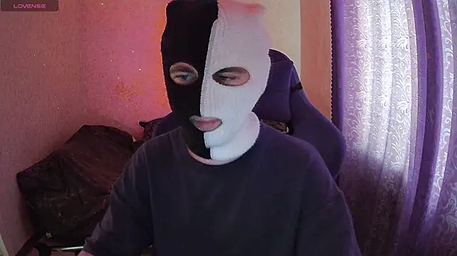ZXCENSORED- Adlı Modelin Canlı XXX Sohbeti
