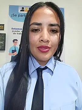 MAYE__13 Webcam show