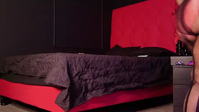 mistresslilith66n Live XXX chat