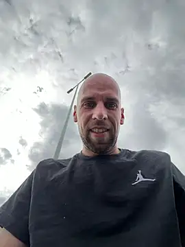Chat XXX ao vivo de Oliver_outside