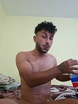 Iulianmarius12 Webcam show