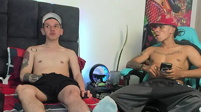 weshbromws' Webcam Show