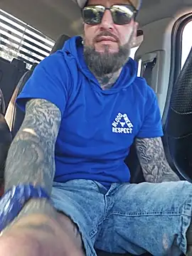 Chat XXX en directo de Beardedtattood