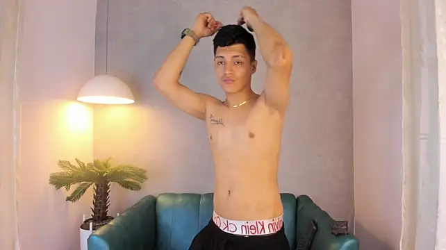 โชว์เว็บแคมของ Julian_Fiire