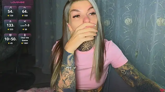 Chat +18 de tattooedBabyy ao vivo