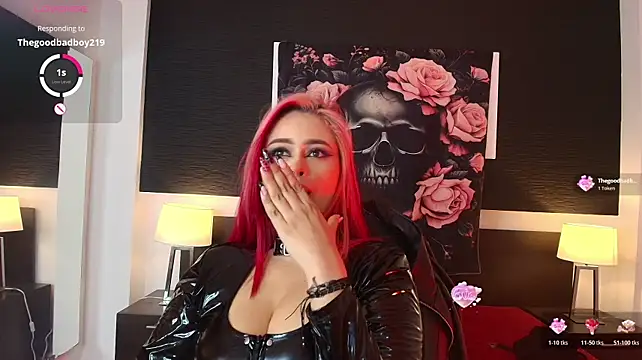 แชท XXX สดของ EvaaFoxxy1