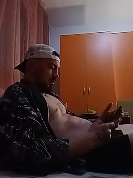 Show modela DoubleTroubleY na web-kameri