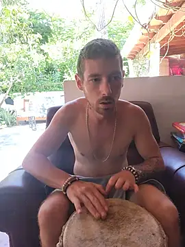 Chat XXX en directo de Simonshakeloveass