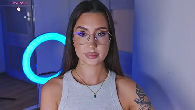 Chat +18 de Velina83 ao vivo