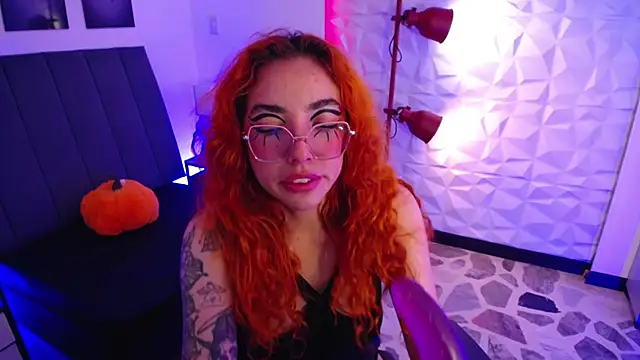 צ'אט XXX בשידור חי של mere_in_redd