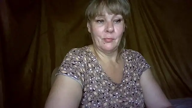 karina_ren_ Adlı Modelin Canlı XXX Sohbeti