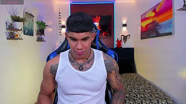 Damian_latinxxxn Webbikameraesitys
