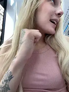 Pink_Kissn Live XXX chat
