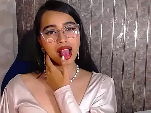 Miaa_ferrari1's Live XXX Chat