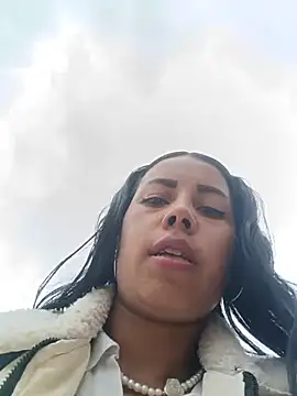 _andrea30 XXX чат на живо