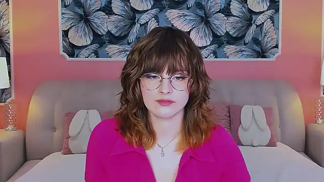 BEATRICE_LOWRY's Live XXX Chat