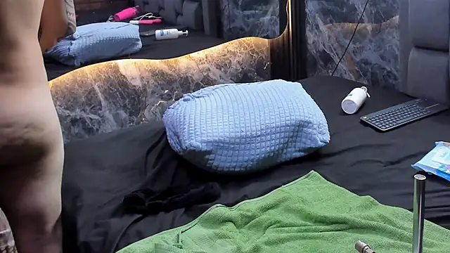 Couple_Gold69 webkamerás műsora