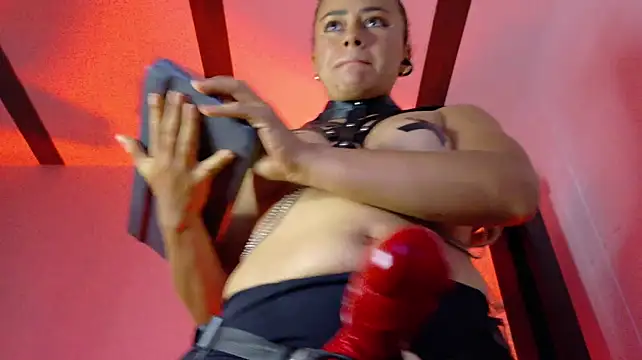 Živý XXX chat MistressSlut1