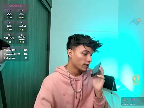 AlexxxGod 现场XXX聊天