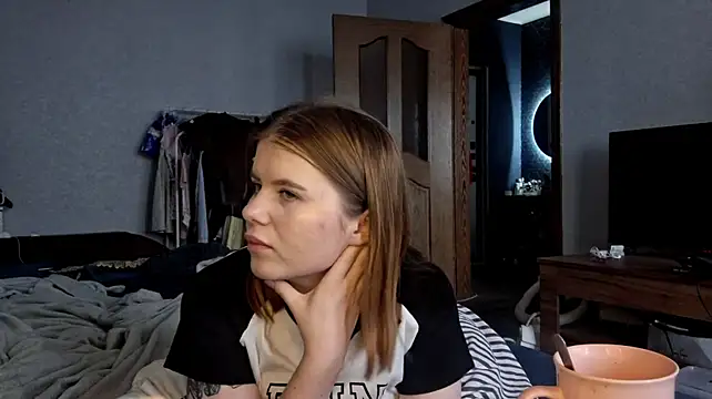 Chat +18 de TemekaMazza ao vivo