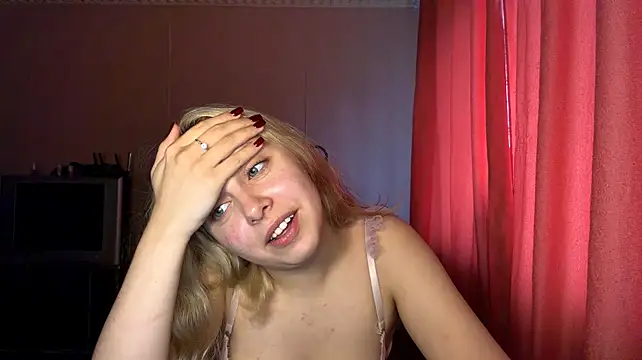 Živý XXX chat MadisonBuckaloo
