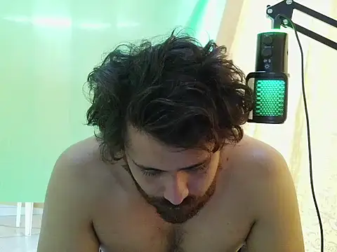 aronmiller404 – webcam-show