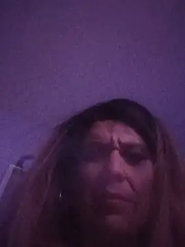 XXX chat uživo modela deedeedoll82222