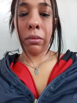 Ivon_C Chat XXX live