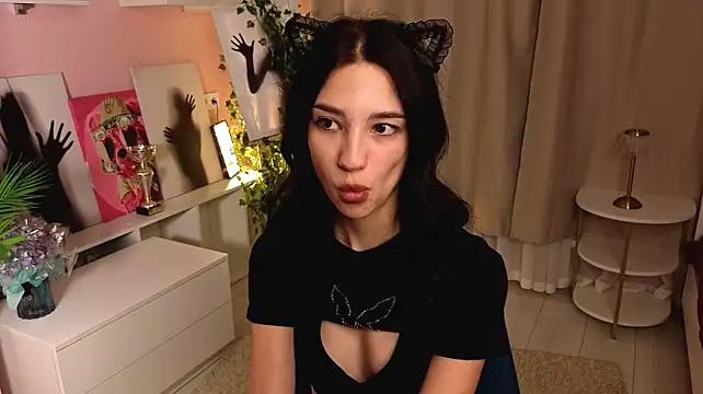 VinaMccroy Chat XXX in diretta