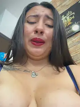 Chatroom XXX en direct de _Sarah-Office1