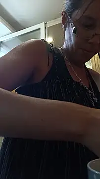 Chat +18 de rposhta1991 ao vivo