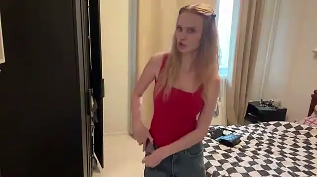 Show modela HelenaSuto na web-kameri