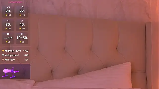 AshleyEvance élő XXX-chatje