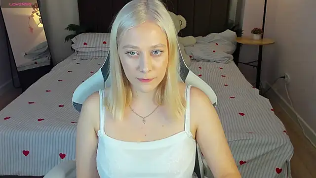 AmeliaxCandy élő XXX-chatje