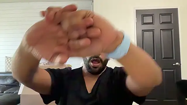 genghisadonis' Webcam Show