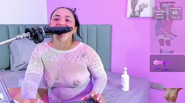 Chat +18 de susan__bigass ao vivo