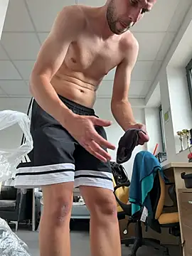 Онлайн чат XXX Oliver_outside