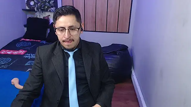 kevin_23_ Live XXX-Chat
