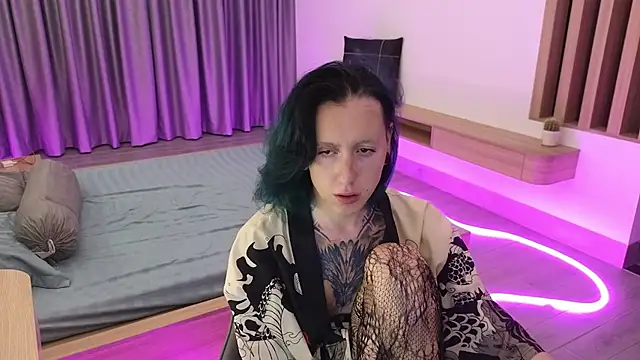 ivo_blake Adlı Modelin Canlı XXX Sohbeti