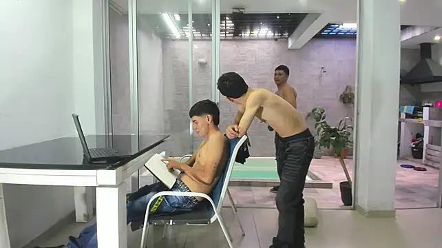 Webkamerová show Latinhot_crazysexx