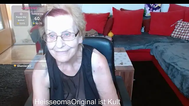 HeisseomaOriginal's Live XXX Chat